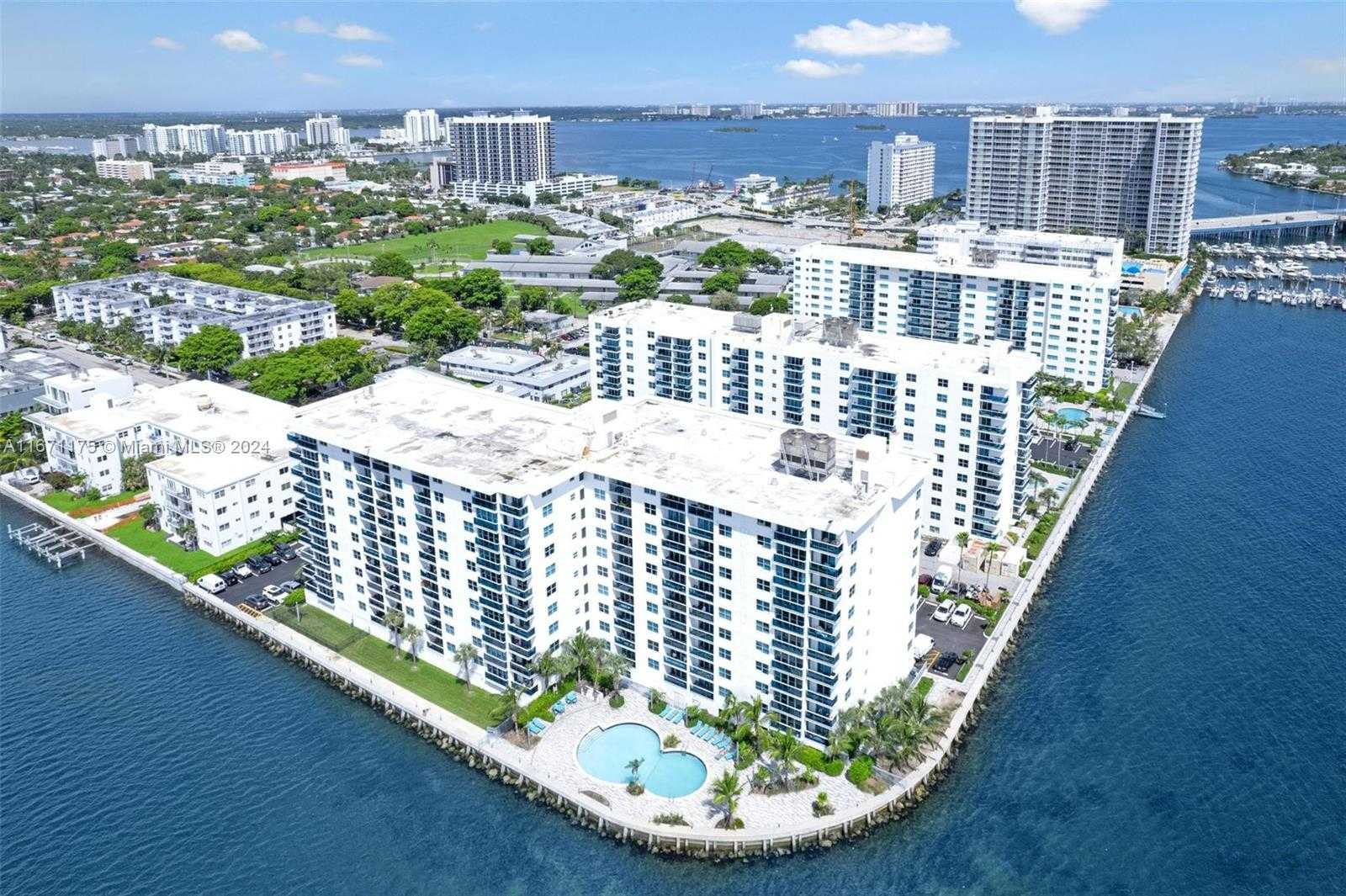 Small Image of 7501 EAST TREASURE DR #3M, North Bay Village Number 21