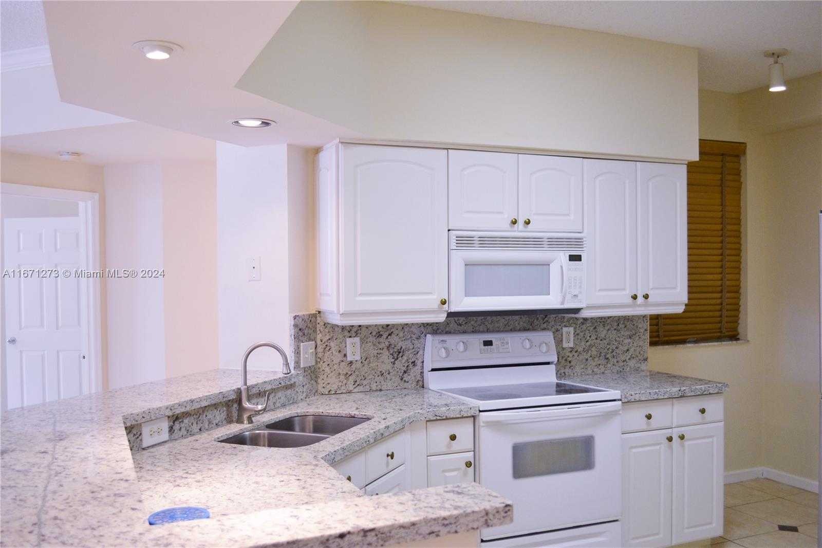 Small Image of 3225 NORTH EAST 184TH ST #10103, Aventura Number 11