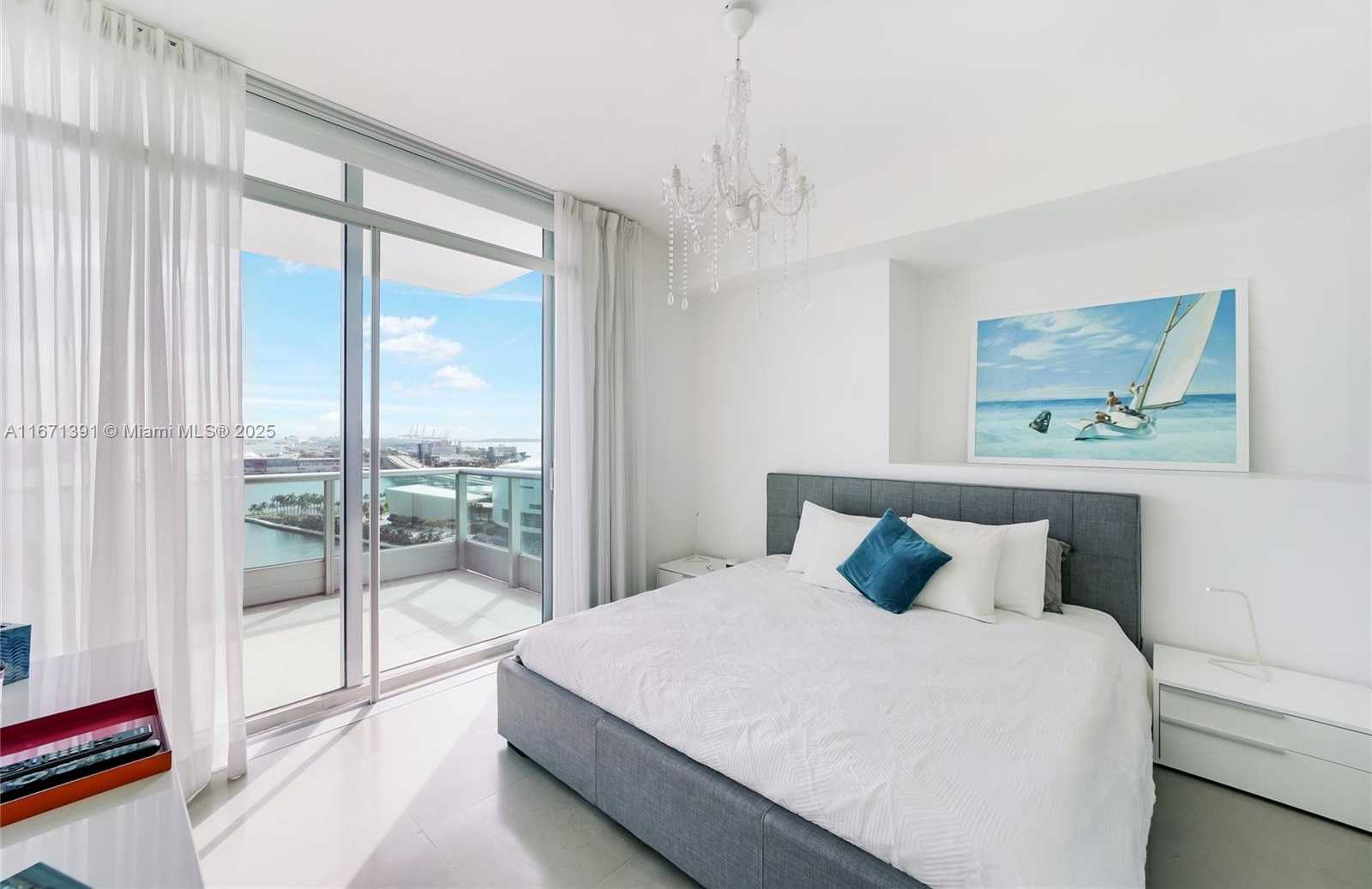 Small Image of 900 BISCAYNE BLVD #2104, Miami Number 14