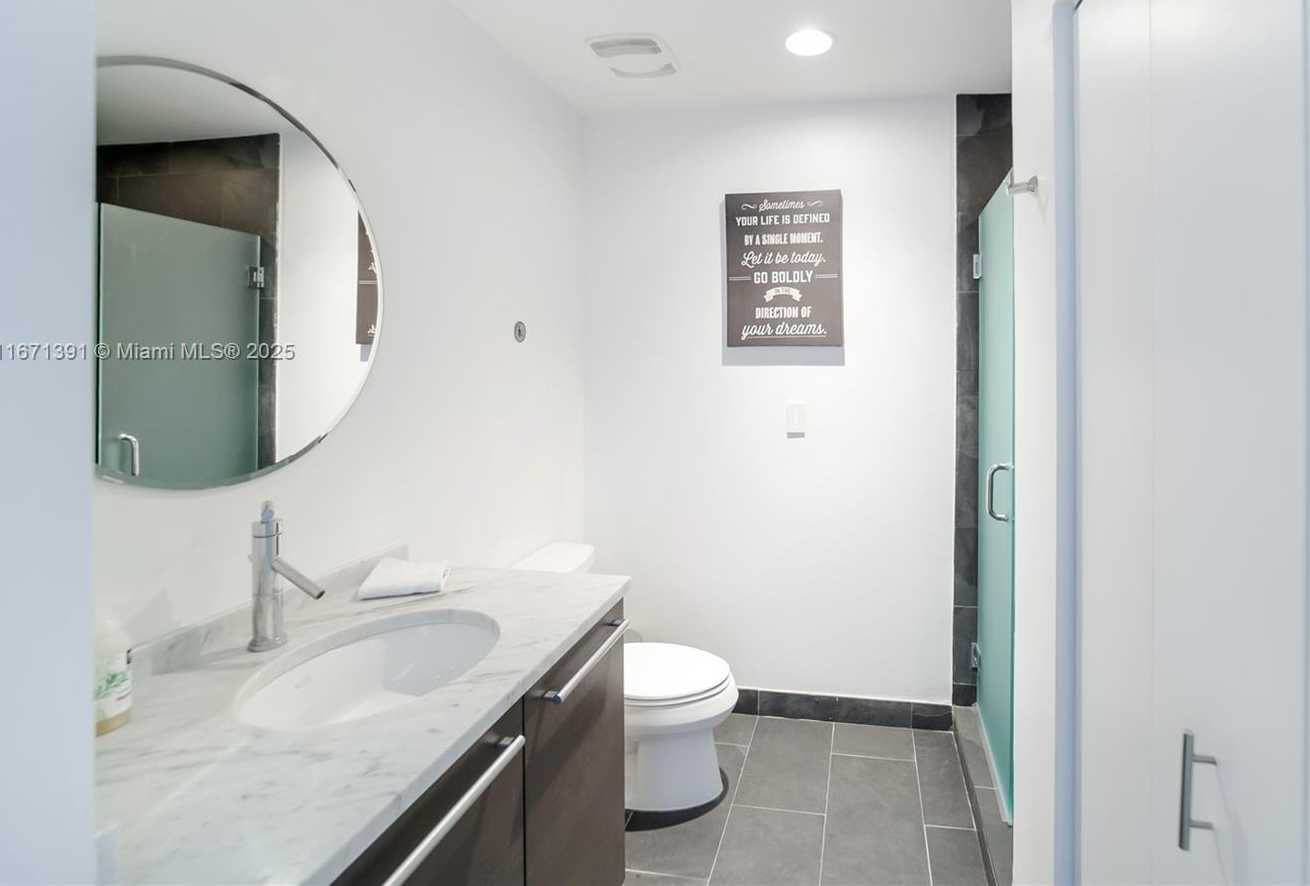 Small Image of 900 BISCAYNE BLVD #2104, Miami Number 19