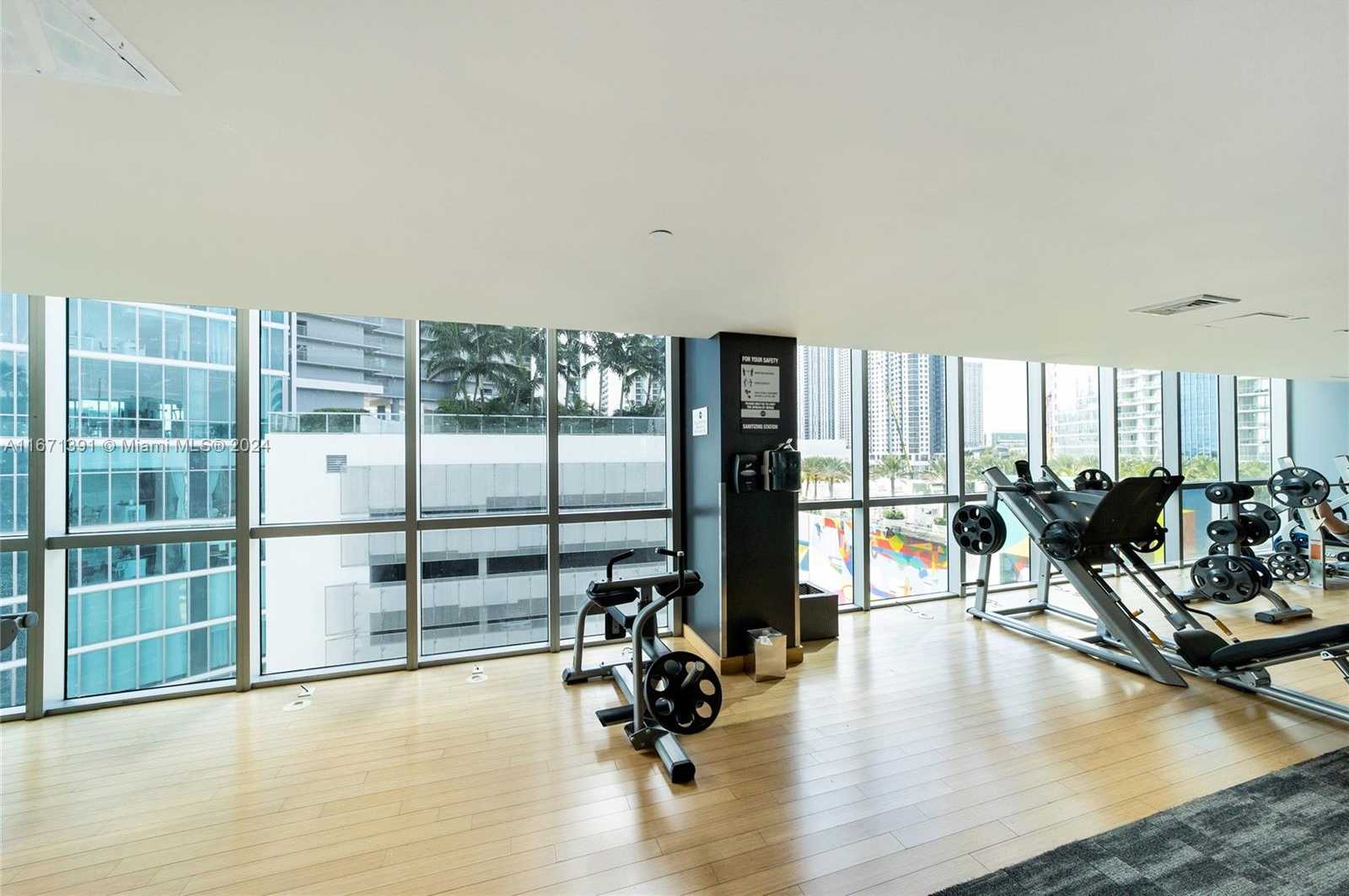 Small Image of 900 BISCAYNE BLVD #2104, Miami Number 25