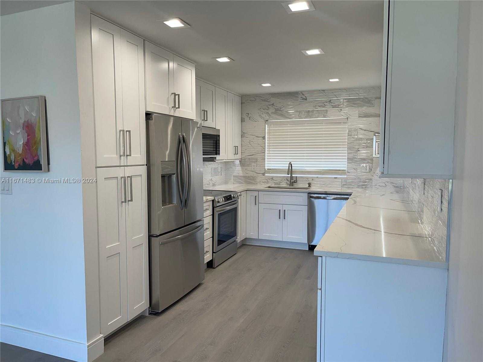 Small Image of 9300 Sunrise Lakes Blvd, Sunrise, FL 33322, USA Number 11