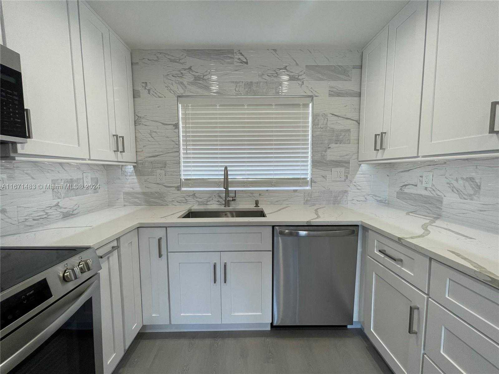 Small Image of 9300 Sunrise Lakes Blvd, Sunrise, FL 33322, USA Number 12
