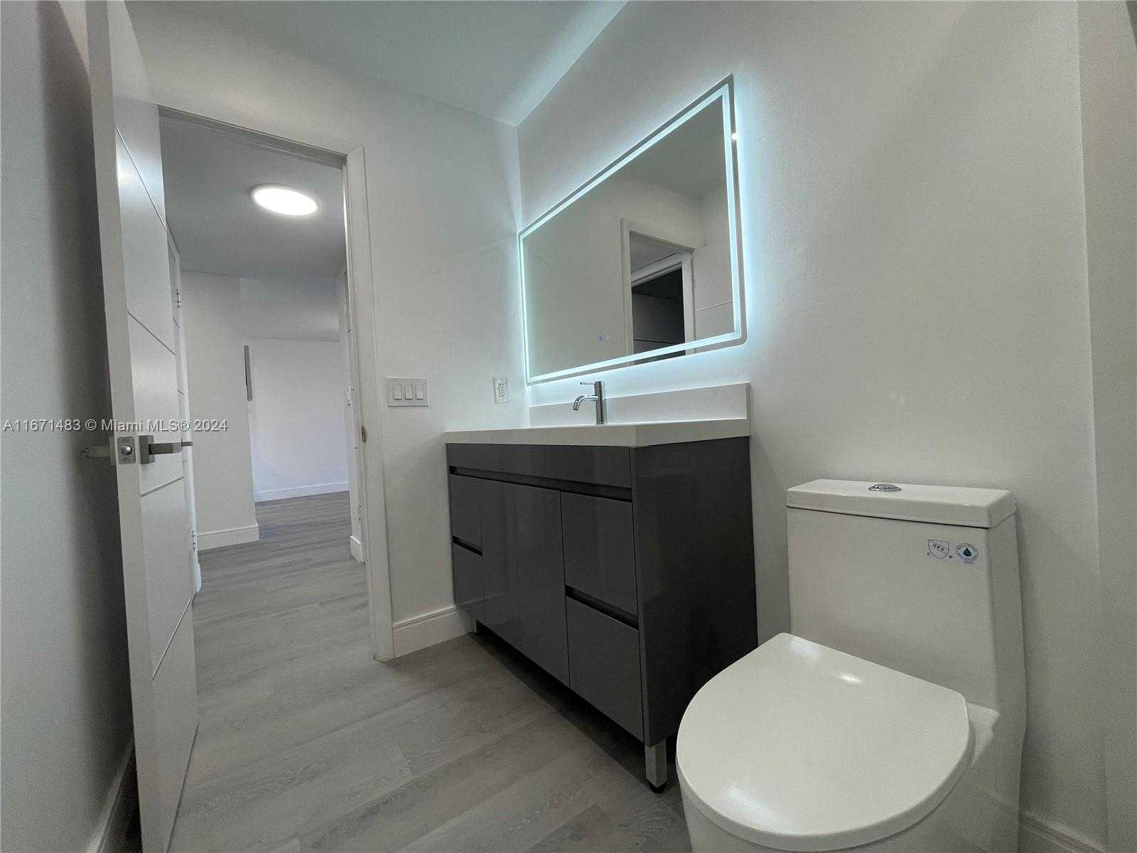 Small Image of 9300 Sunrise Lakes Blvd, Sunrise, FL 33322, USA Number 18