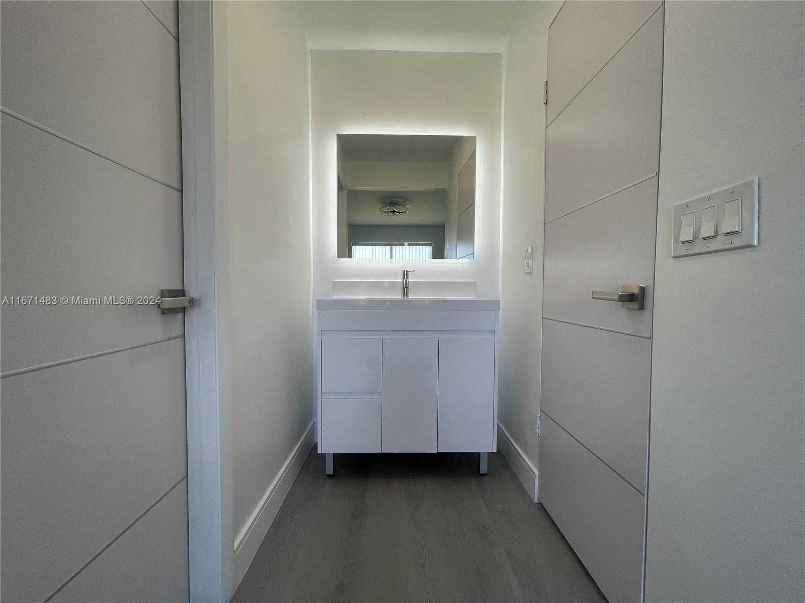 Small Image of 9300 Sunrise Lakes Blvd, Sunrise, FL 33322, USA Number 28
