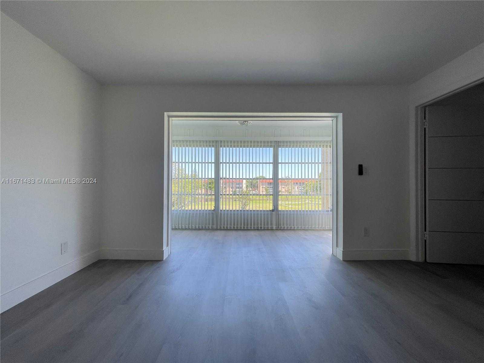 Small Image of 9300 Sunrise Lakes Blvd, Sunrise, FL 33322, USA Number 29