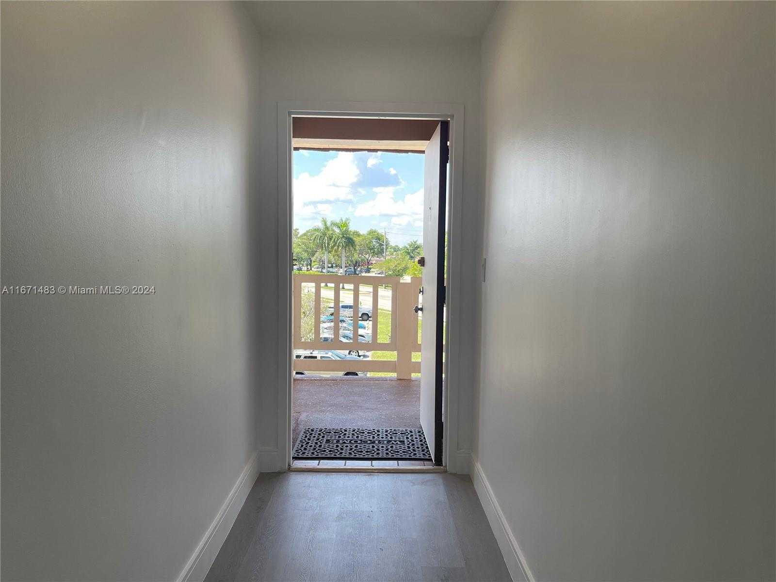 Small Image of 9300 Sunrise Lakes Blvd, Sunrise, FL 33322, USA Number 6