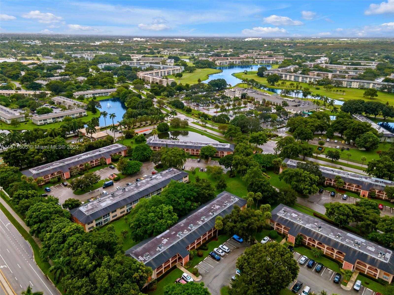 Small Image of 1103 BAHAMA BND #H2, Coconut Creek Number 22