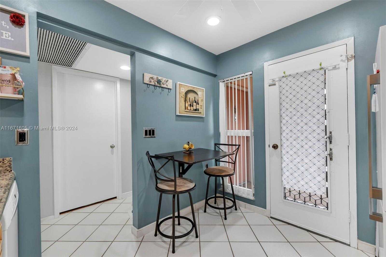 Small Image of 1103 BAHAMA BND #H2, Coconut Creek Number 3