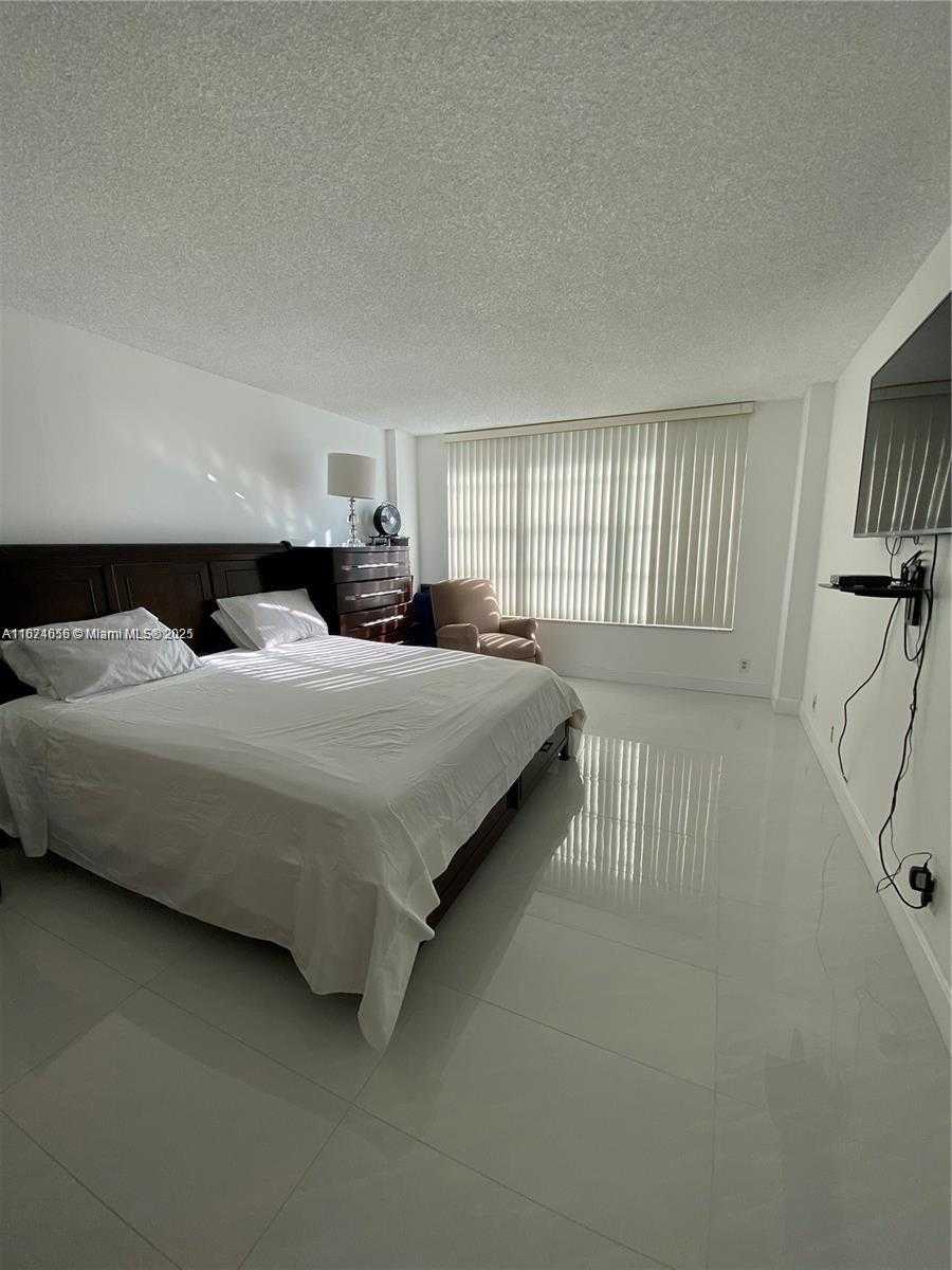 Small Image of 3800 SOUTH OCEAN DR #415, Hollywood Number 10