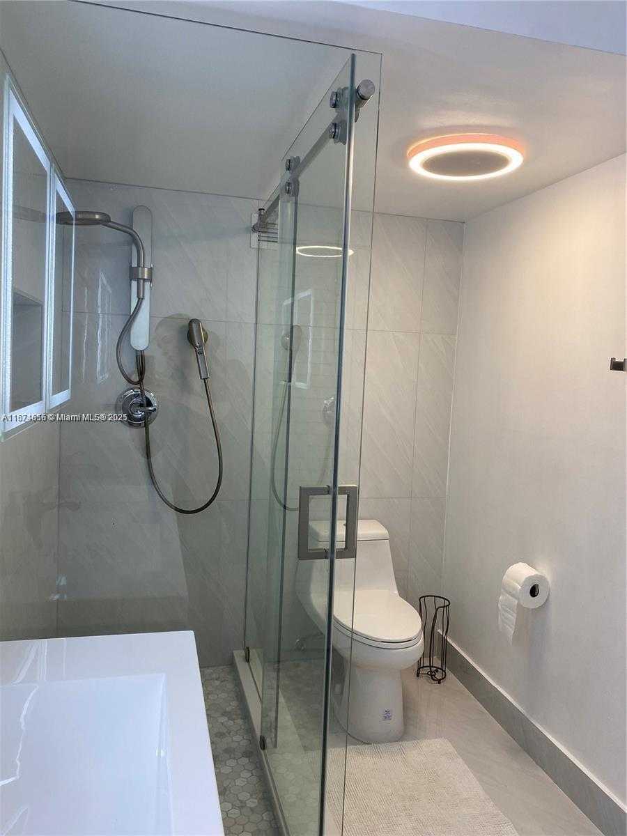 Small Image of 3800 SOUTH OCEAN DR #415, Hollywood Number 14