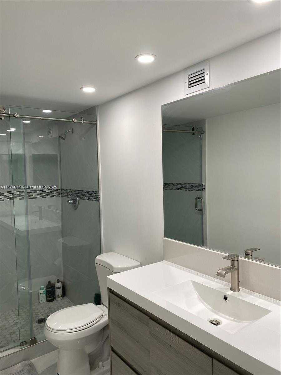 Small Image of 3800 SOUTH OCEAN DR #415, Hollywood Number 18