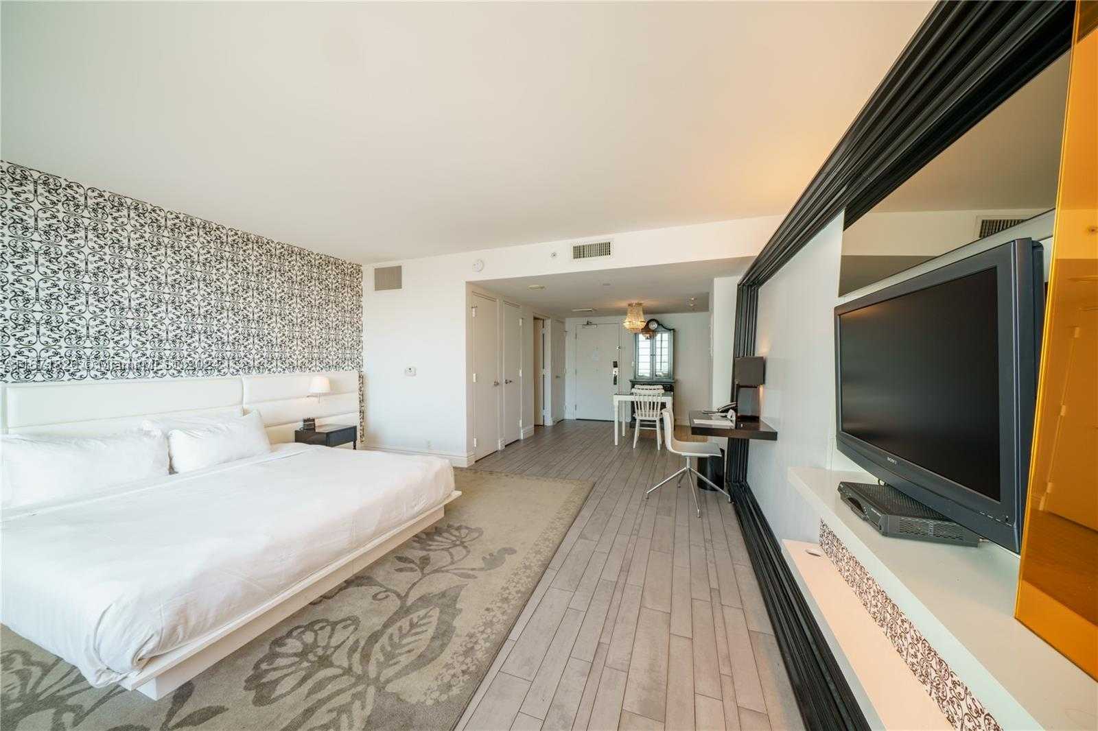 Small Image of 1100 WEST AVE #1203, Miami Beach Number 21