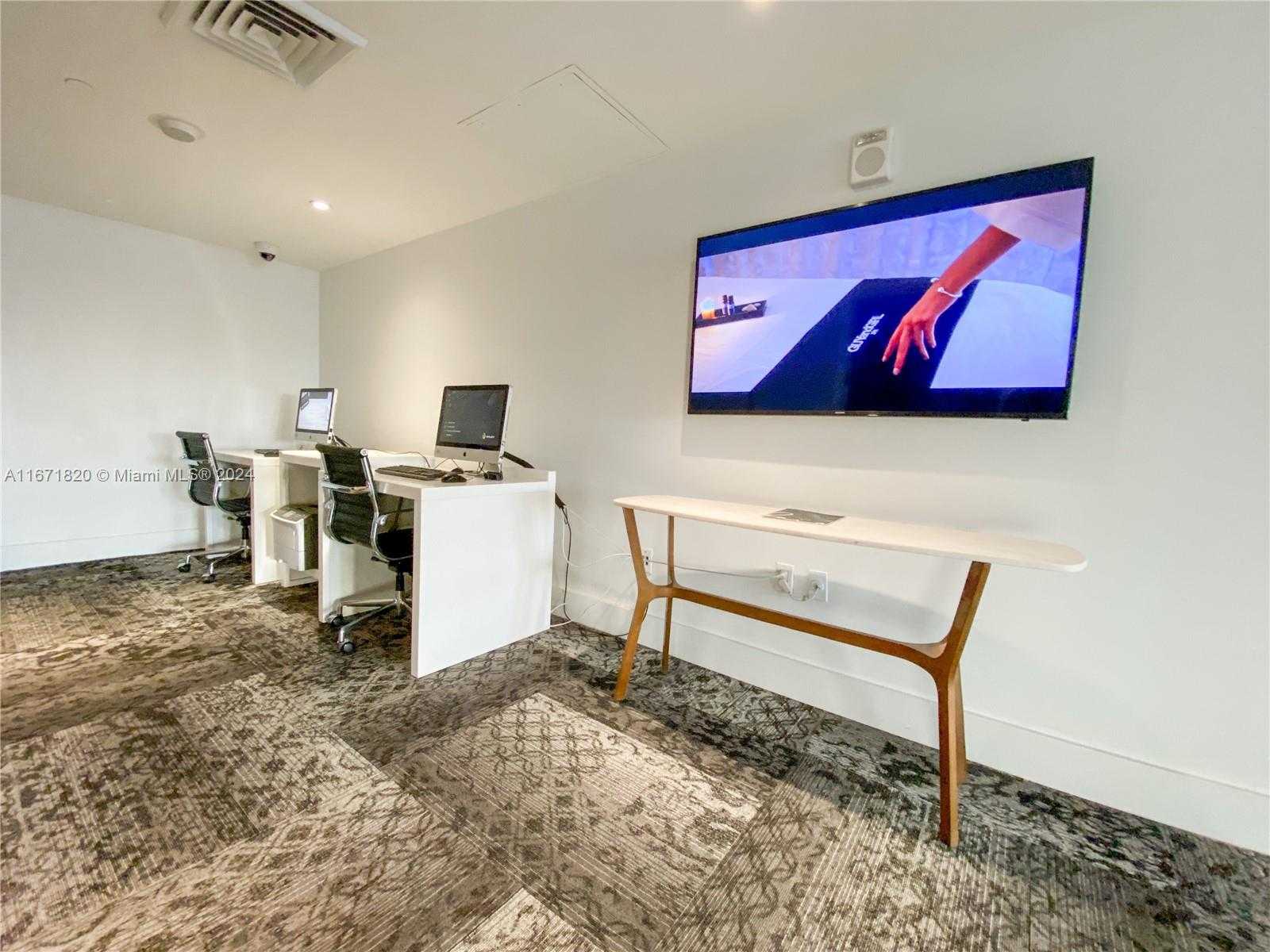 Small Image of 1100 WEST AVE #1203, Miami Beach Number 41