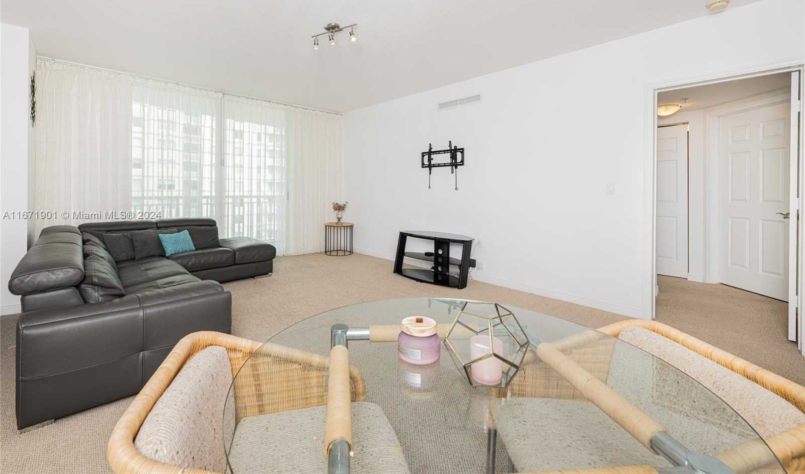 Small Image of 1745 EAST HALLANDALE BEACH BLVD #1804W, Hallandale Beach Number 19