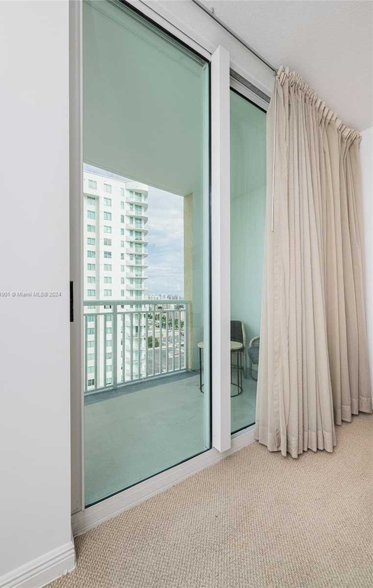 Small Image of 1745 EAST HALLANDALE BEACH BLVD #1804W, Hallandale Beach Number 29