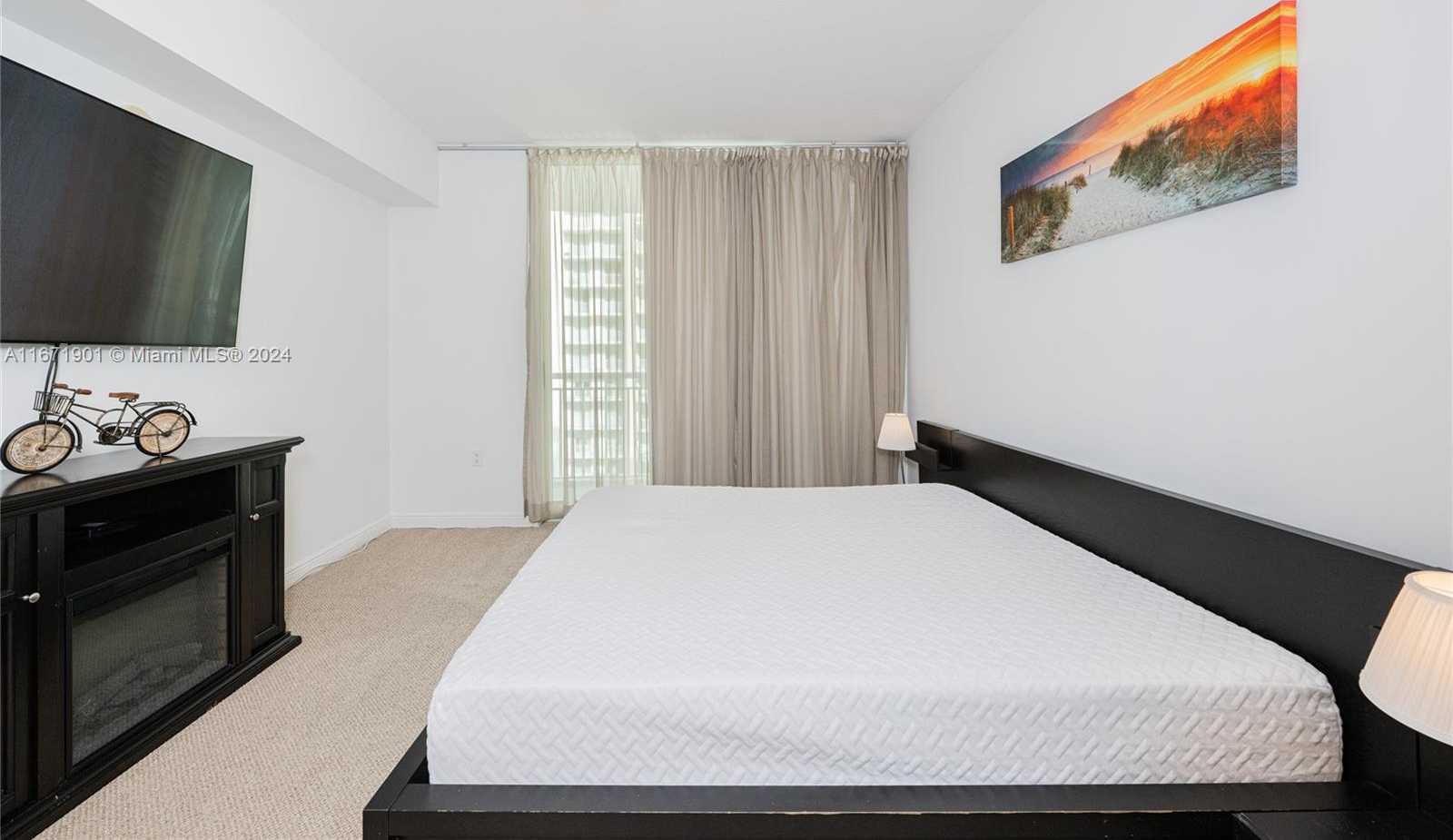 Small Image of 1745 EAST HALLANDALE BEACH BLVD #1804W, Hallandale Beach Number 31