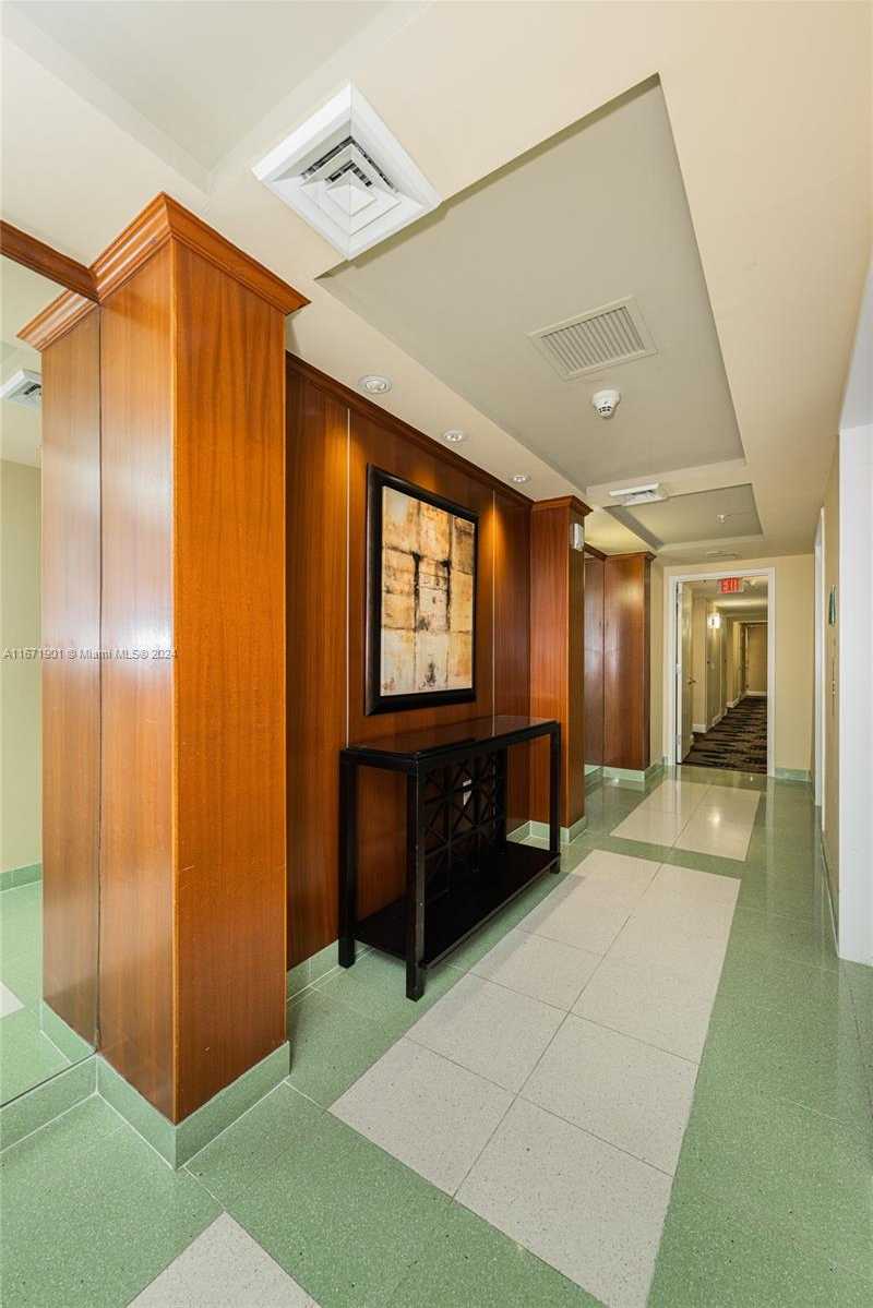 Small Image of 1745 EAST HALLANDALE BEACH BLVD #1804W, Hallandale Beach Number 37