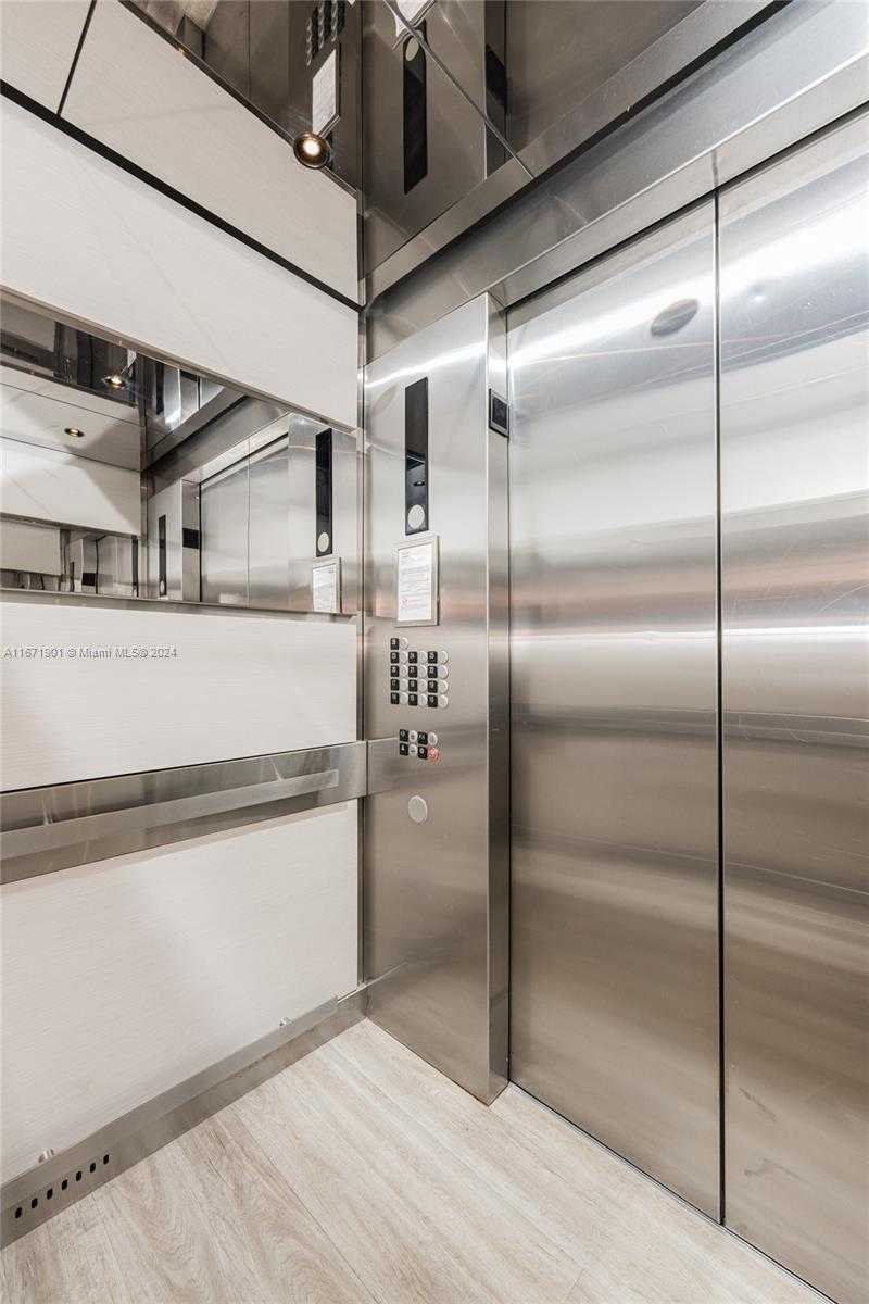 Small Image of 1745 EAST HALLANDALE BEACH BLVD #1804W, Hallandale Beach Number 38