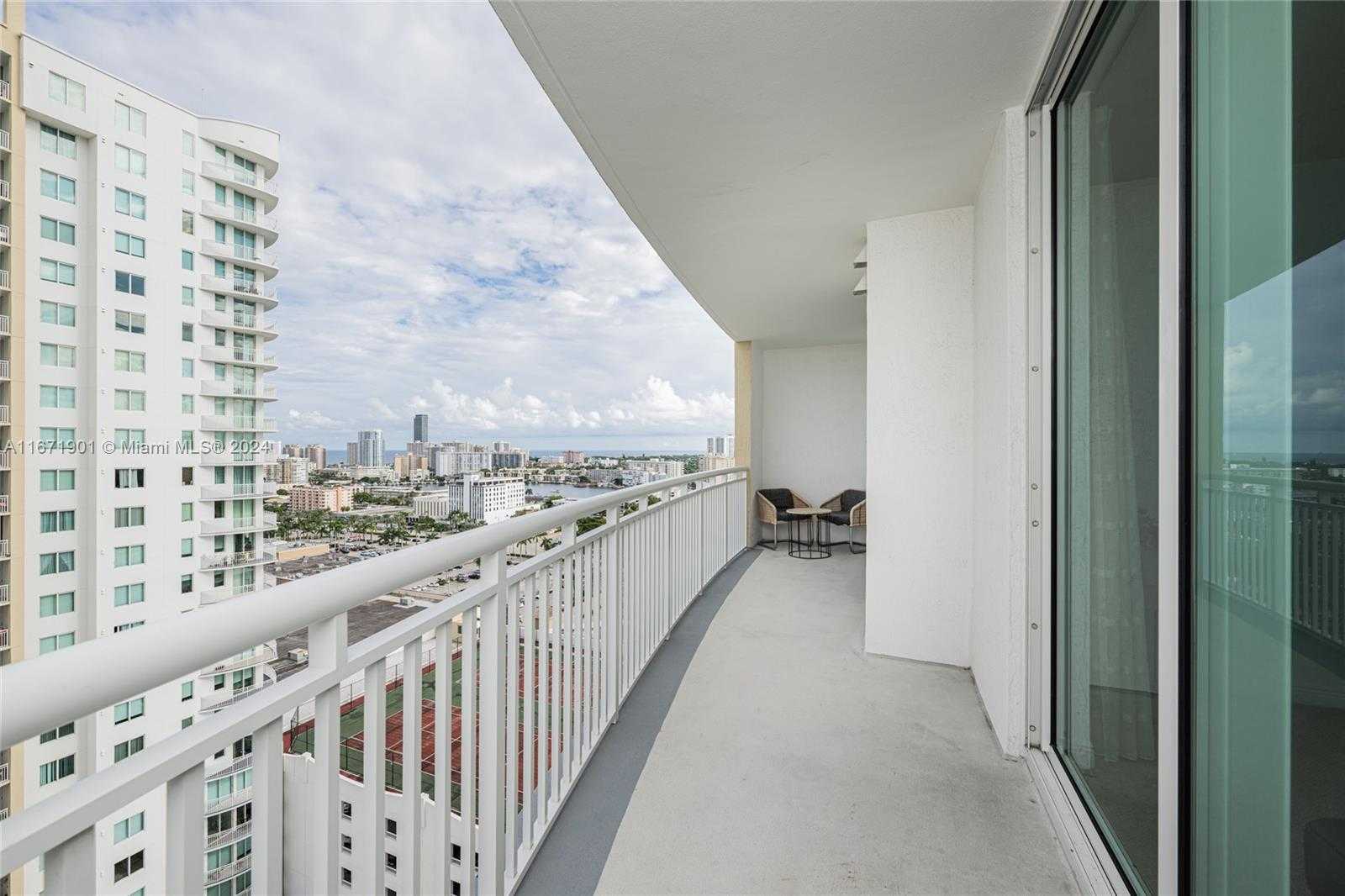 Small Image of 1745 EAST HALLANDALE BEACH BLVD #1804W, Hallandale Beach Number 5