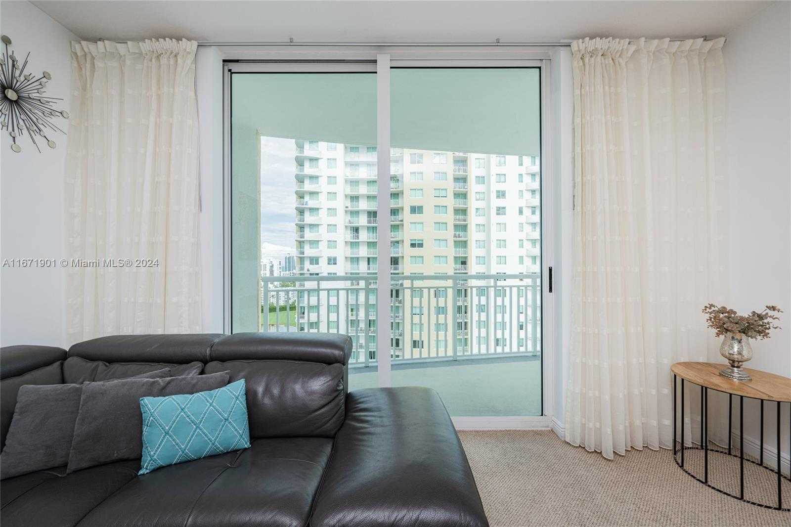 Small Image of 1745 EAST HALLANDALE BEACH BLVD #1804W, Hallandale Beach Number 6