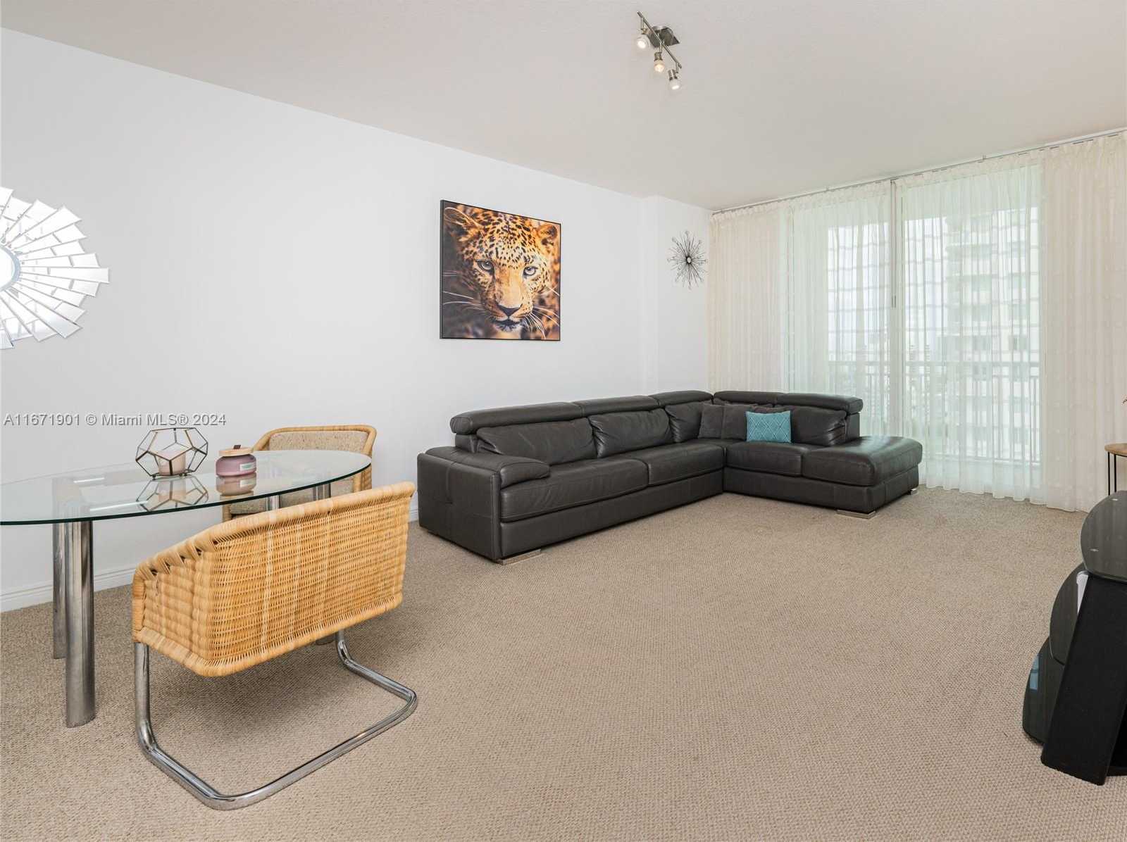 Small Image of 1745 EAST HALLANDALE BEACH BLVD #1804W, Hallandale Beach Number 8