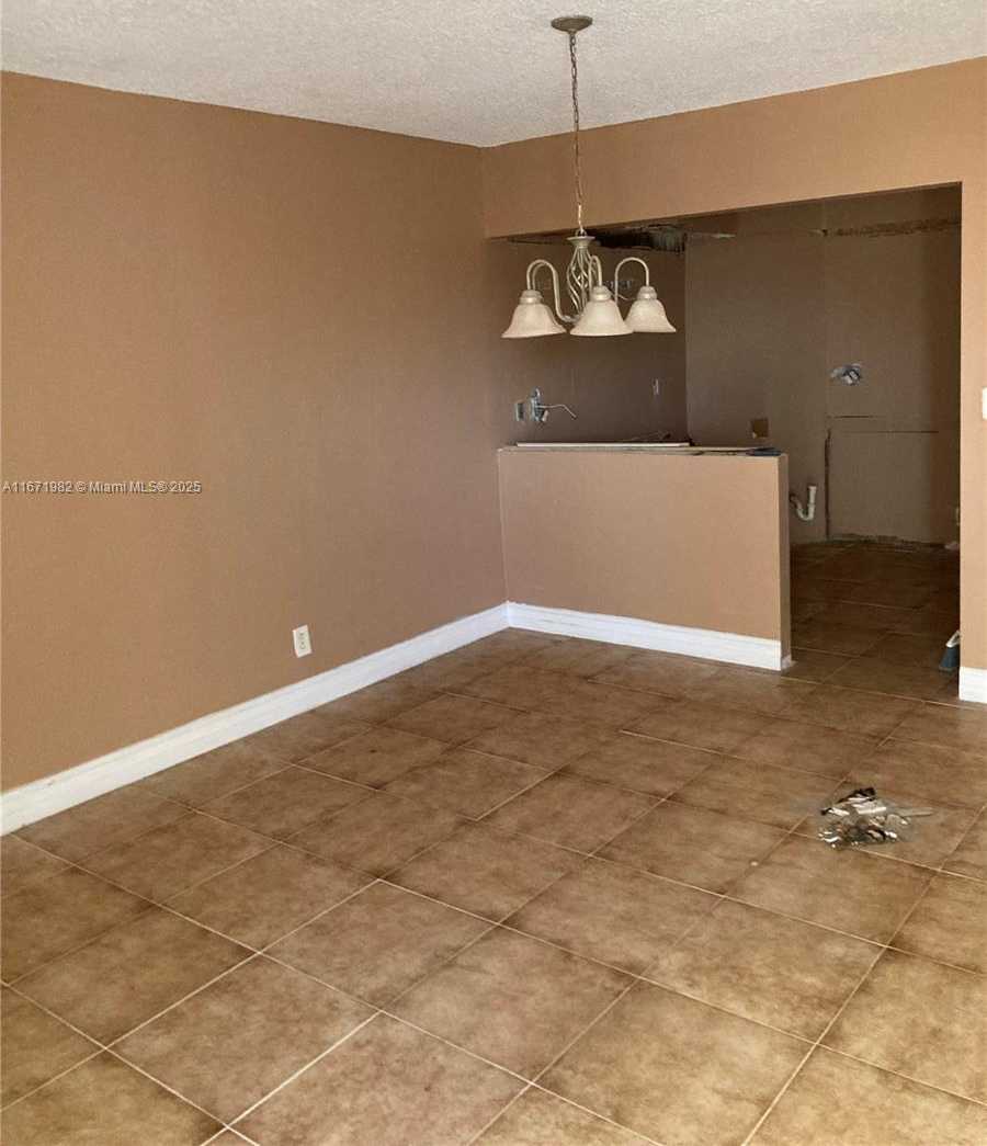 Small Image of 3301 SPANISH MOSS TER #704, Lauderhill Number 15