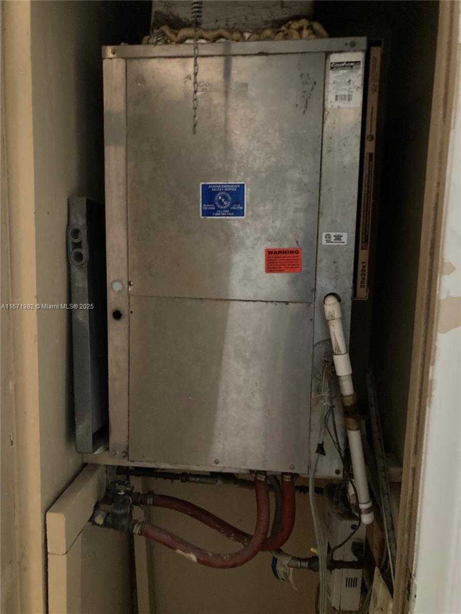 Small Image of 3301 SPANISH MOSS TER #704, Lauderhill Number 16