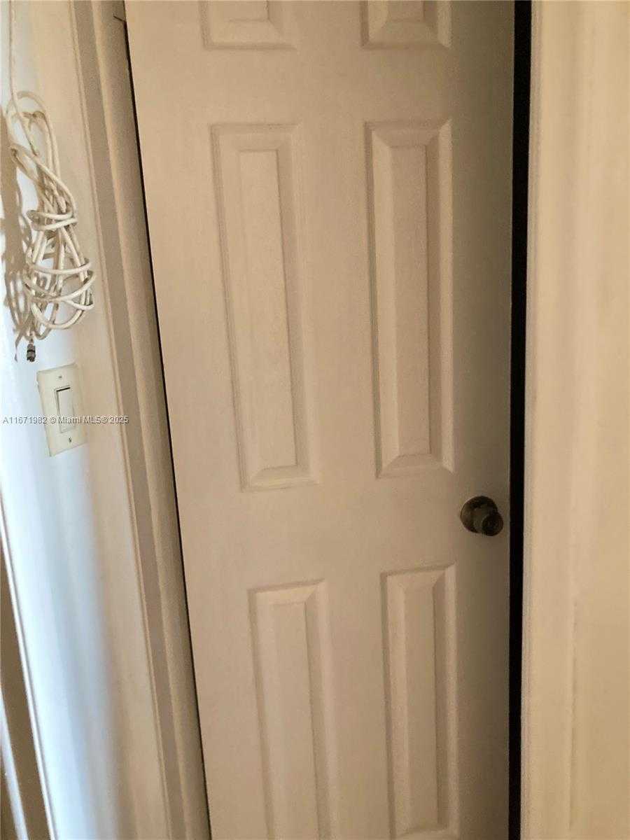 Small Image of 3301 SPANISH MOSS TER #704, Lauderhill Number 20