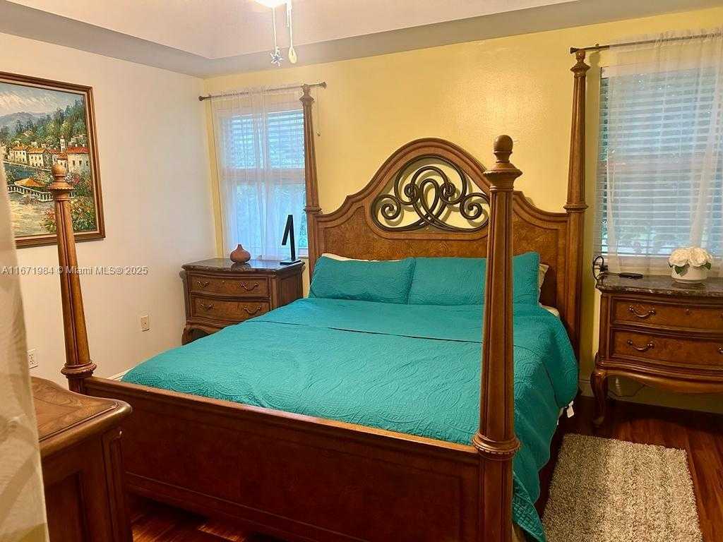 Small Image of 4046 EASTRIDGE DR, Deerfield Beach Number 33