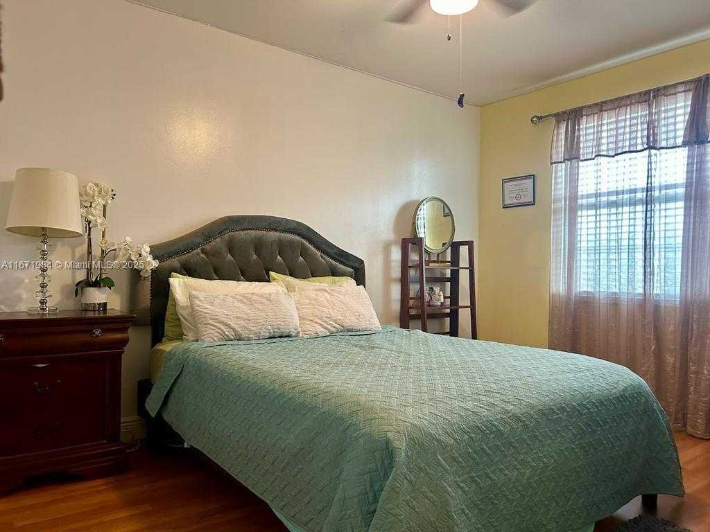 Small Image of 4046 EASTRIDGE DR, Deerfield Beach Number 36
