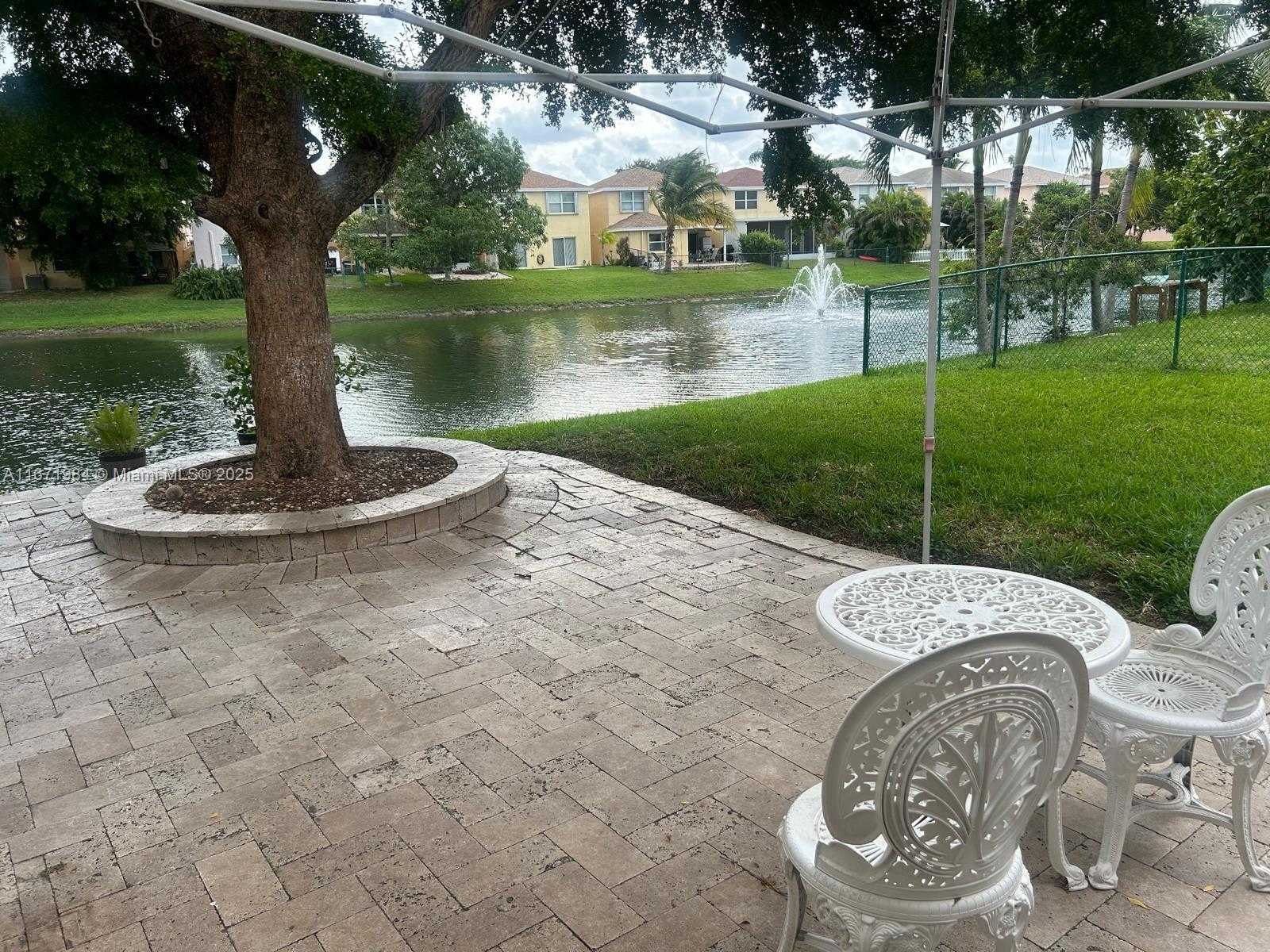 Small Image of 4046 EASTRIDGE DR, Deerfield Beach Number 55