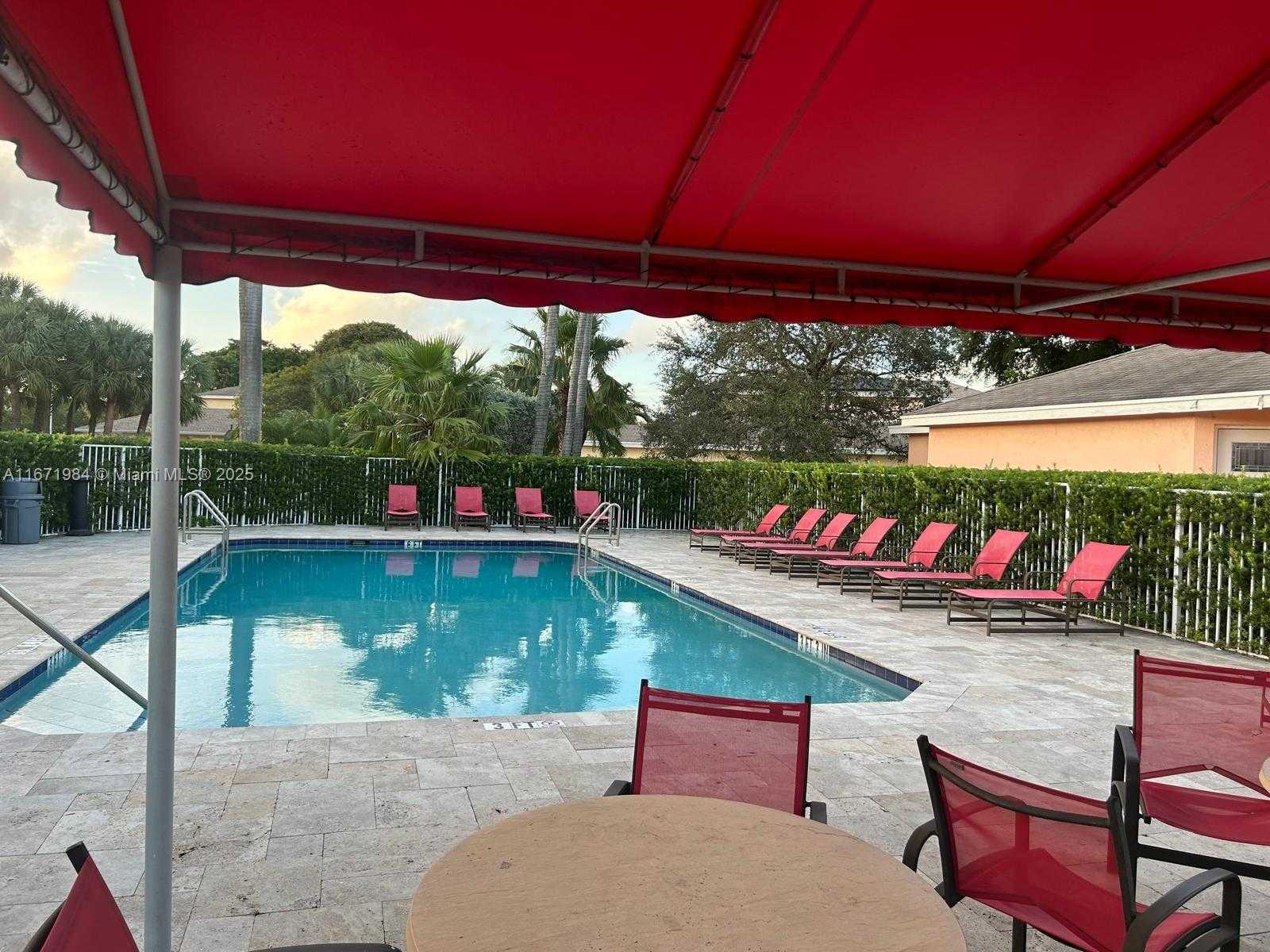 Small Image of 4046 EASTRIDGE DR, Deerfield Beach Number 61