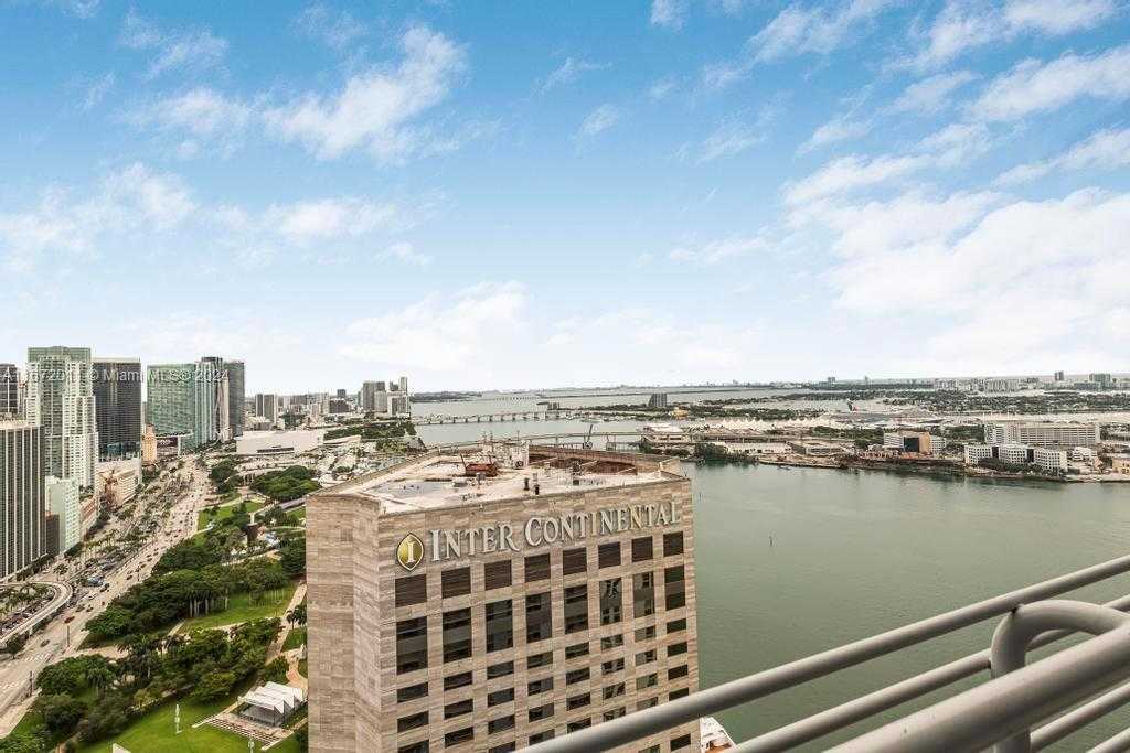 Small Image of 335 SOUTH BISCAYNE BLVD #LPH-02, Miami Number 17