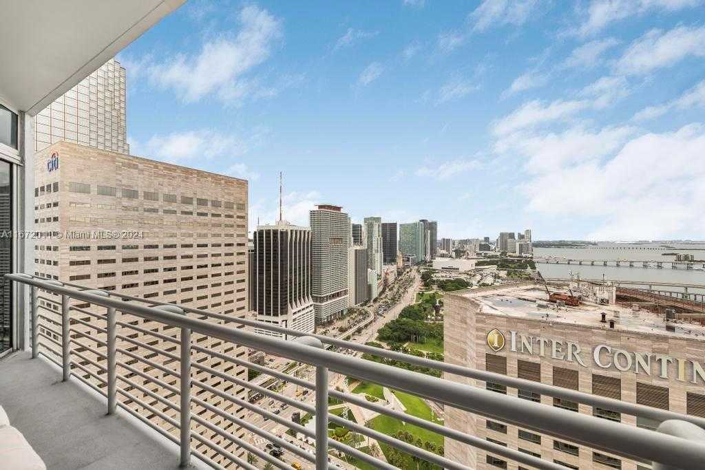 Small Image of 335 SOUTH BISCAYNE BLVD #LPH-02, Miami Number 18