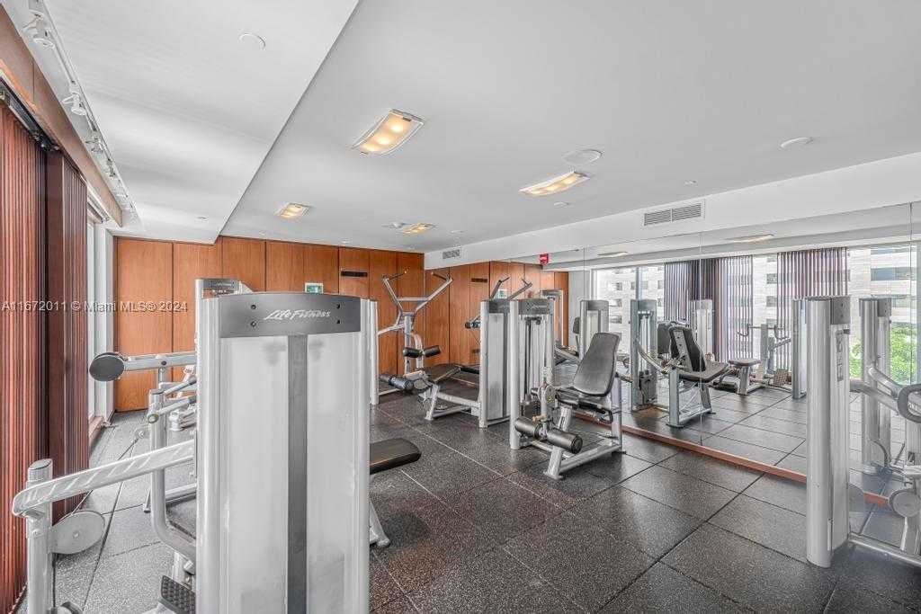 Small Image of 335 SOUTH BISCAYNE BLVD #LPH-02, Miami Number 20