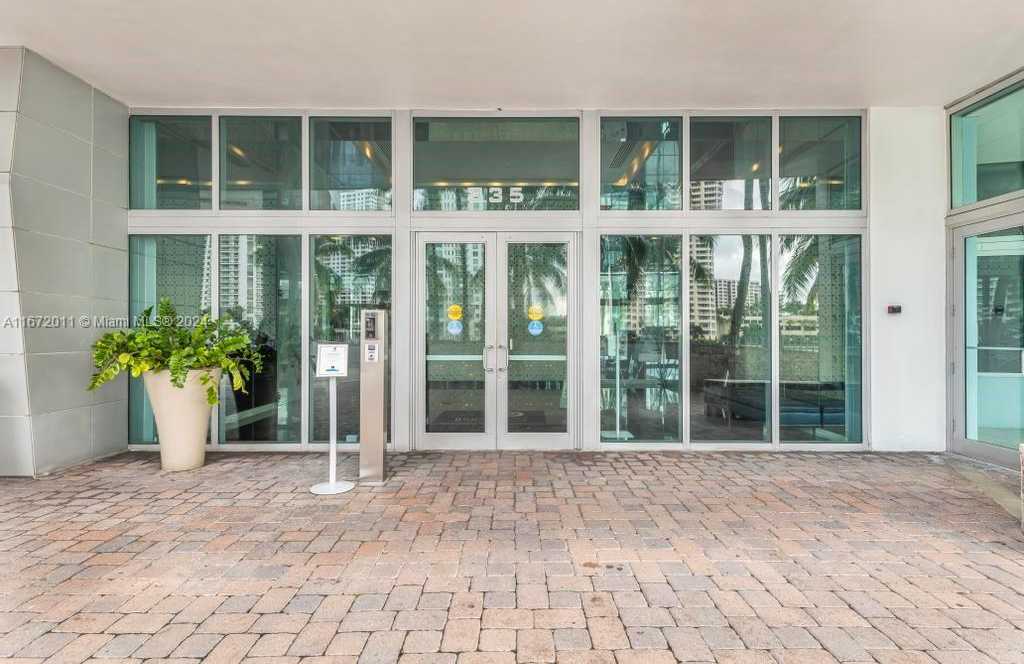 Small Image of 335 SOUTH BISCAYNE BLVD #LPH-02, Miami Number 23