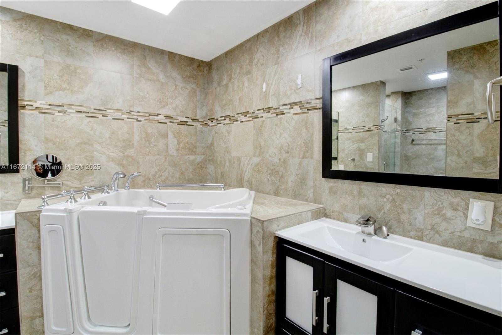 Small Image of 9805 NORTH WEST 52ND ST #211, Doral Number 14