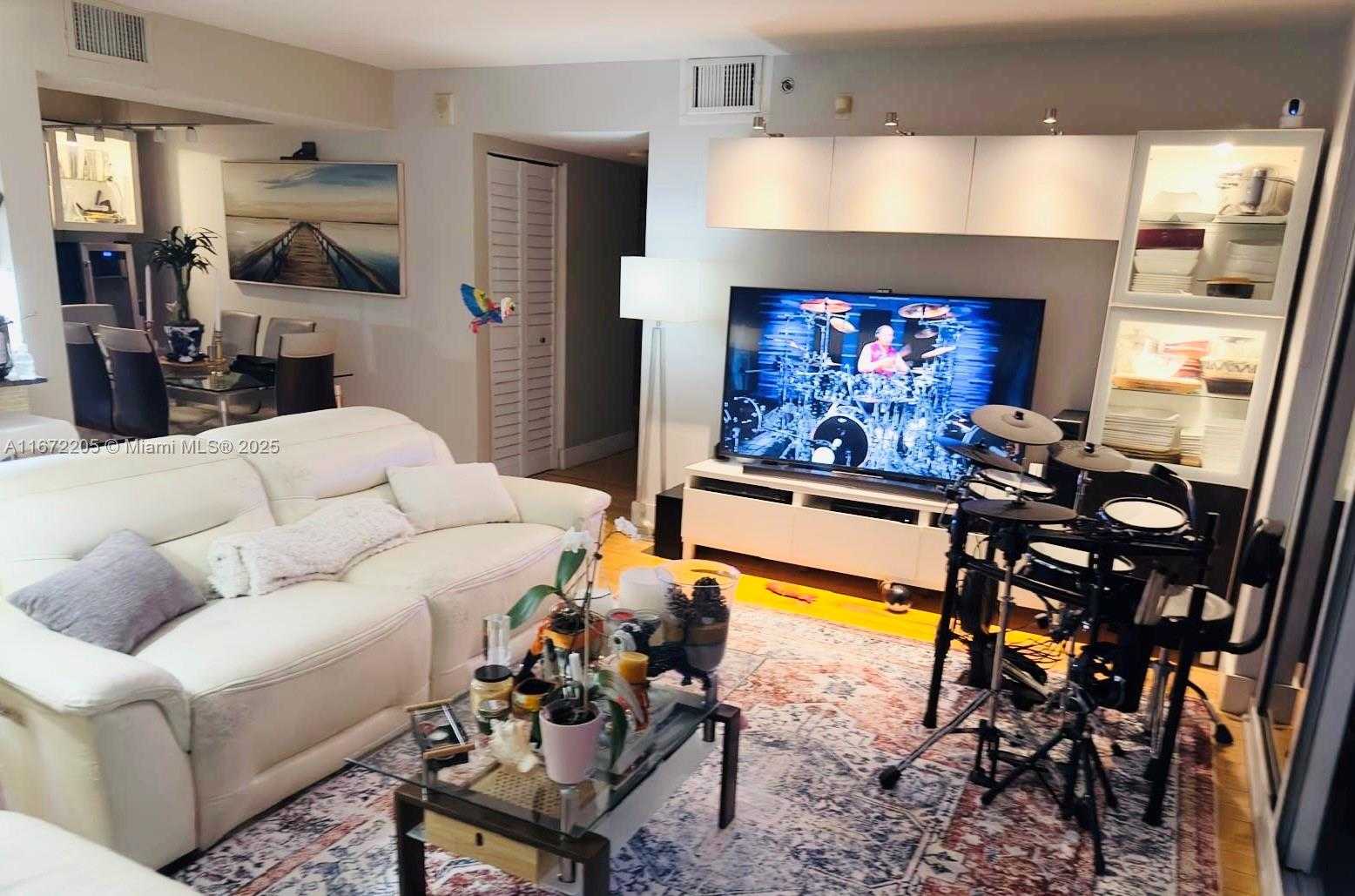 Small Image of 1200 BRICKELL BAY DR #PH 4123, Miami Number 11