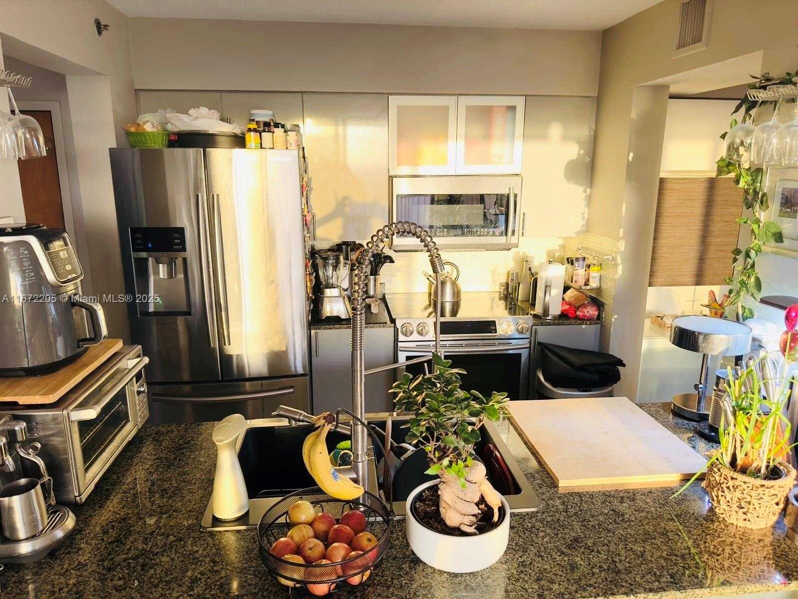 Small Image of 1200 BRICKELL BAY DR #PH 4123, Miami Number 7