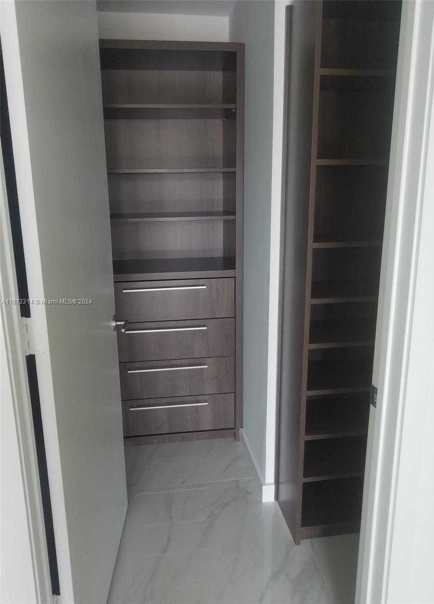 Small Image of 2900 NORTH EAST 7TH AVE #709, Miami Number 7