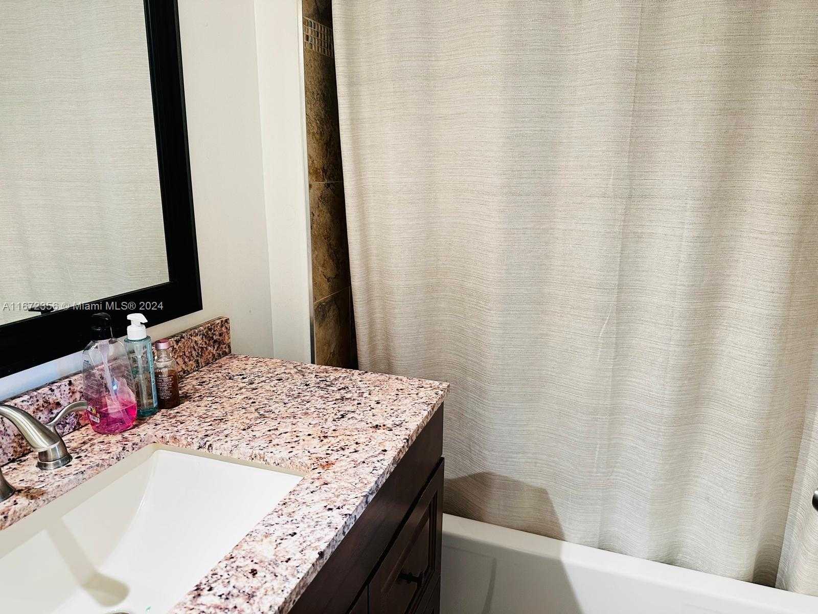 Small Image of 18151 NORTH EAST 31ST CT #1907, Aventura Number 36