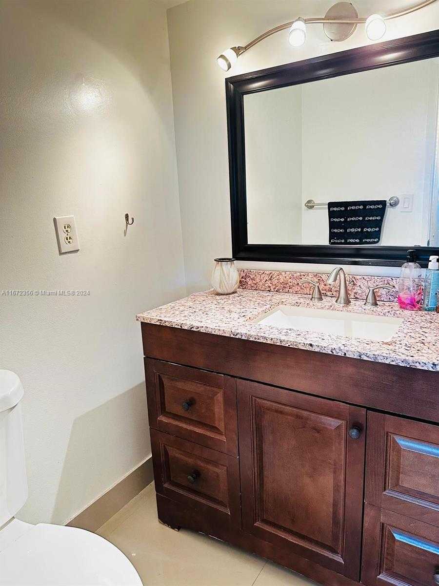 Small Image of 18151 NORTH EAST 31ST CT #1907, Aventura Number 38