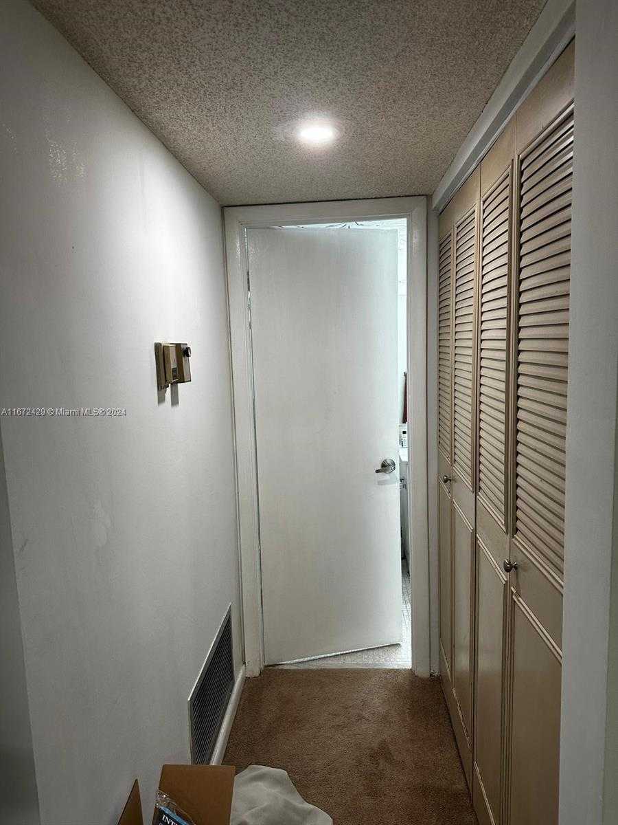 Small Image of 1200 #616W, Miami Number 11