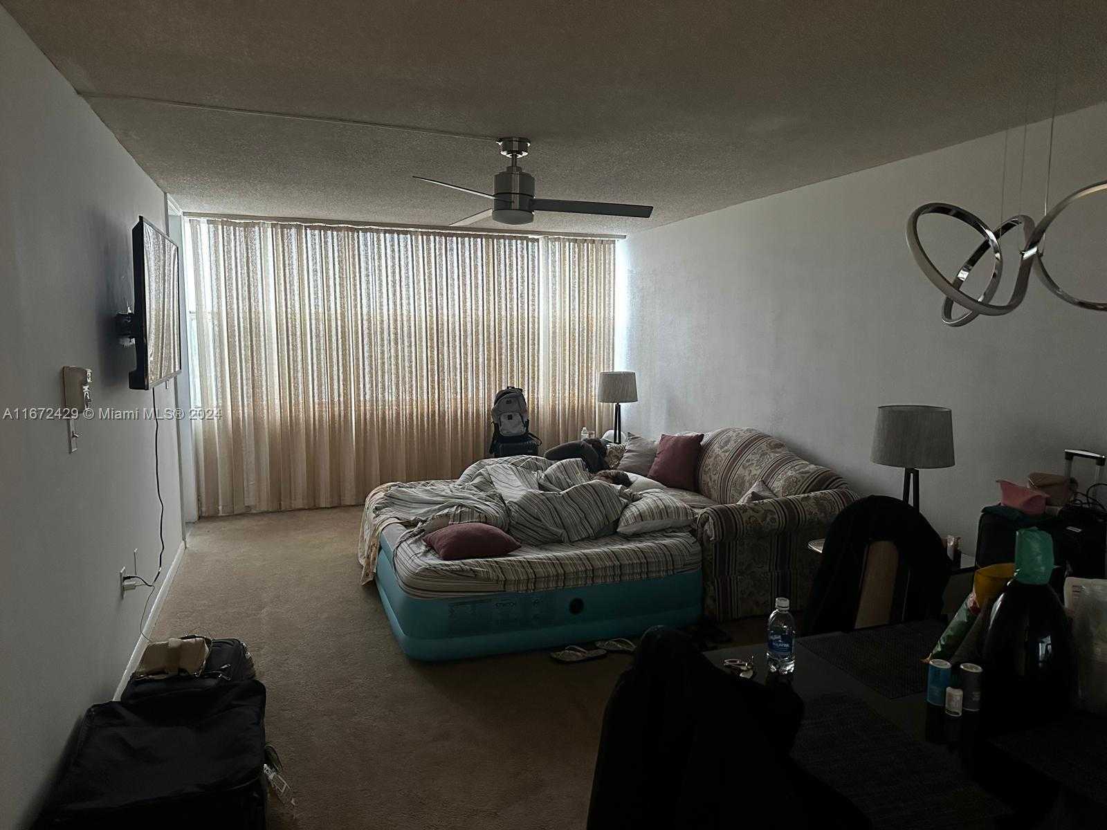 Small Image of 1200 #616W, Miami Number 8