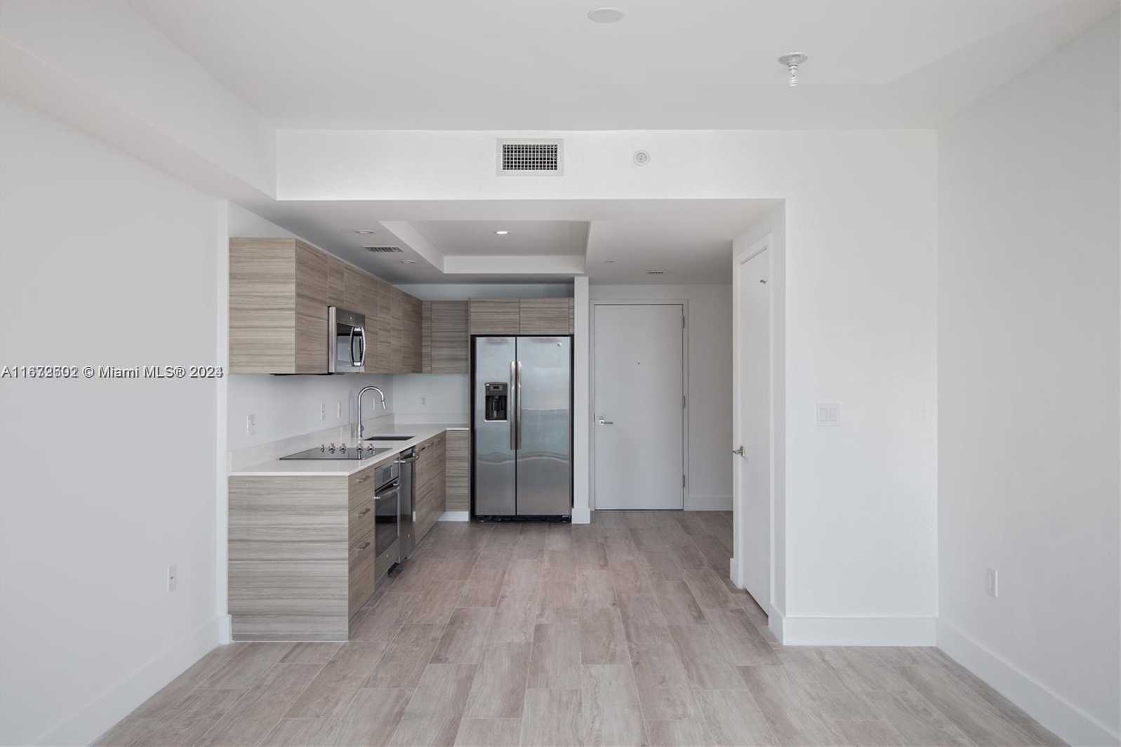 Small Image of 121 NORTH EAST 34TH ST #2806A, Miami Number 4