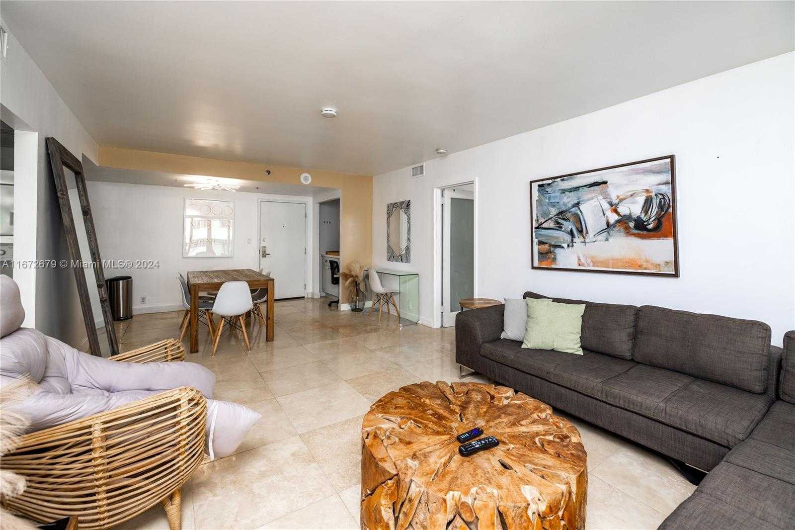 Small Image of 5225 COLLINS AVE #1114, Miami Beach Number 24