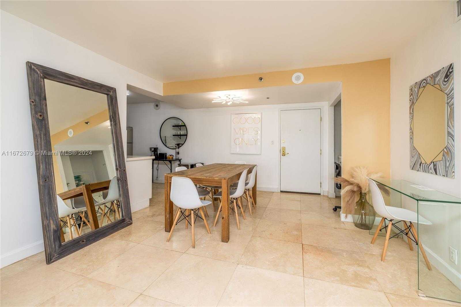 Small Image of 5225 COLLINS AVE #1114, Miami Beach Number 25