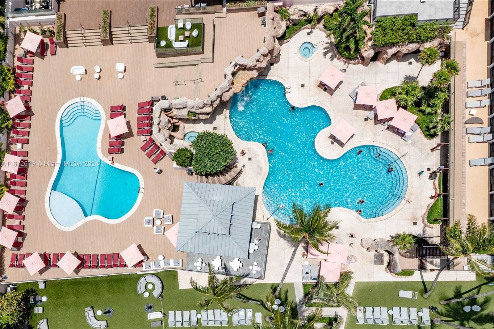 Small Image of 5225 COLLINS AVE #1114, Miami Beach Number 40