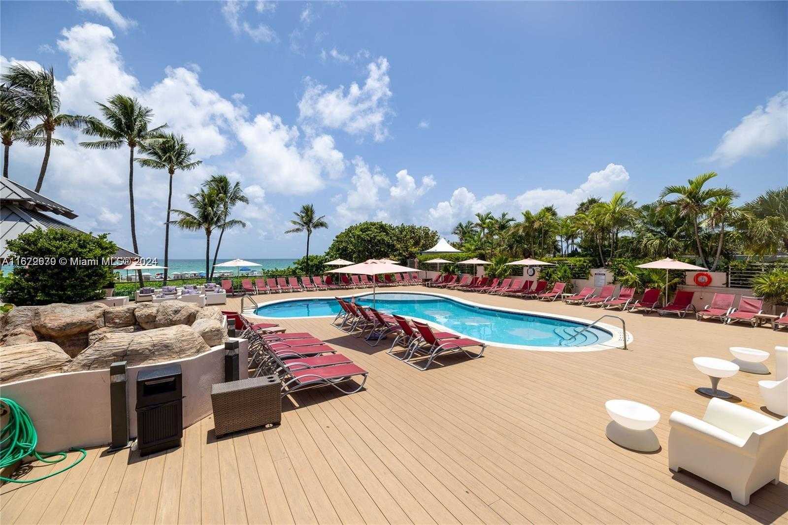 Small Image of 5225 COLLINS AVE #1114, Miami Beach Number 44